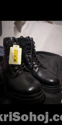 Boot shoe(new)